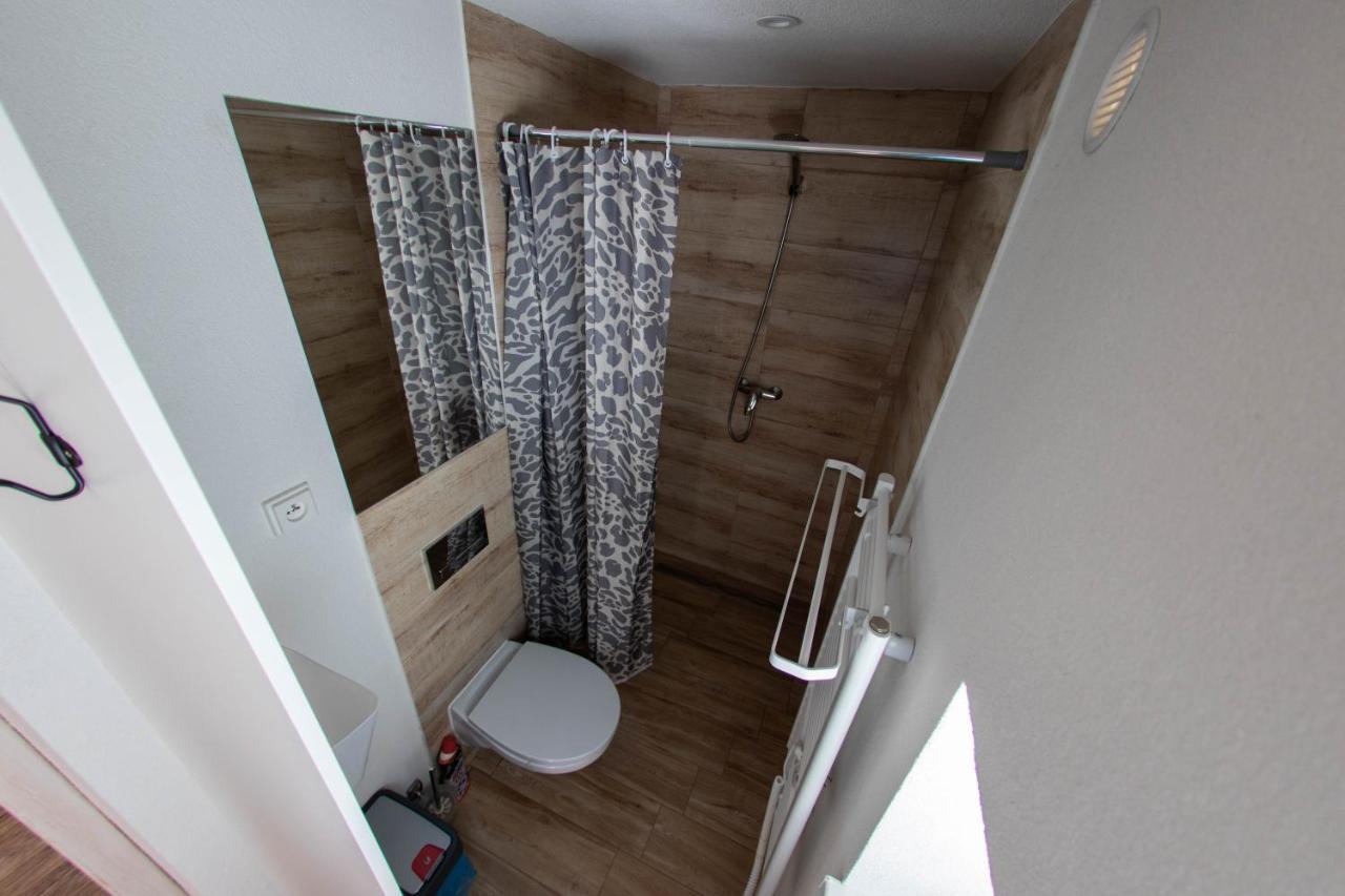 Privat Vcelka Lägenhet Liptovský Mikuláš Exteriör bild